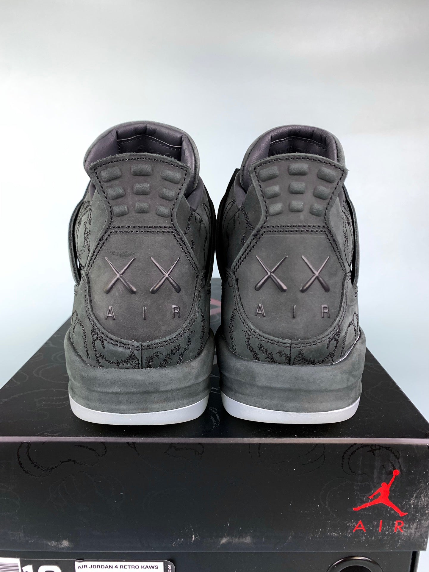 Air Jordan Retro 4 X Kaws Full Black