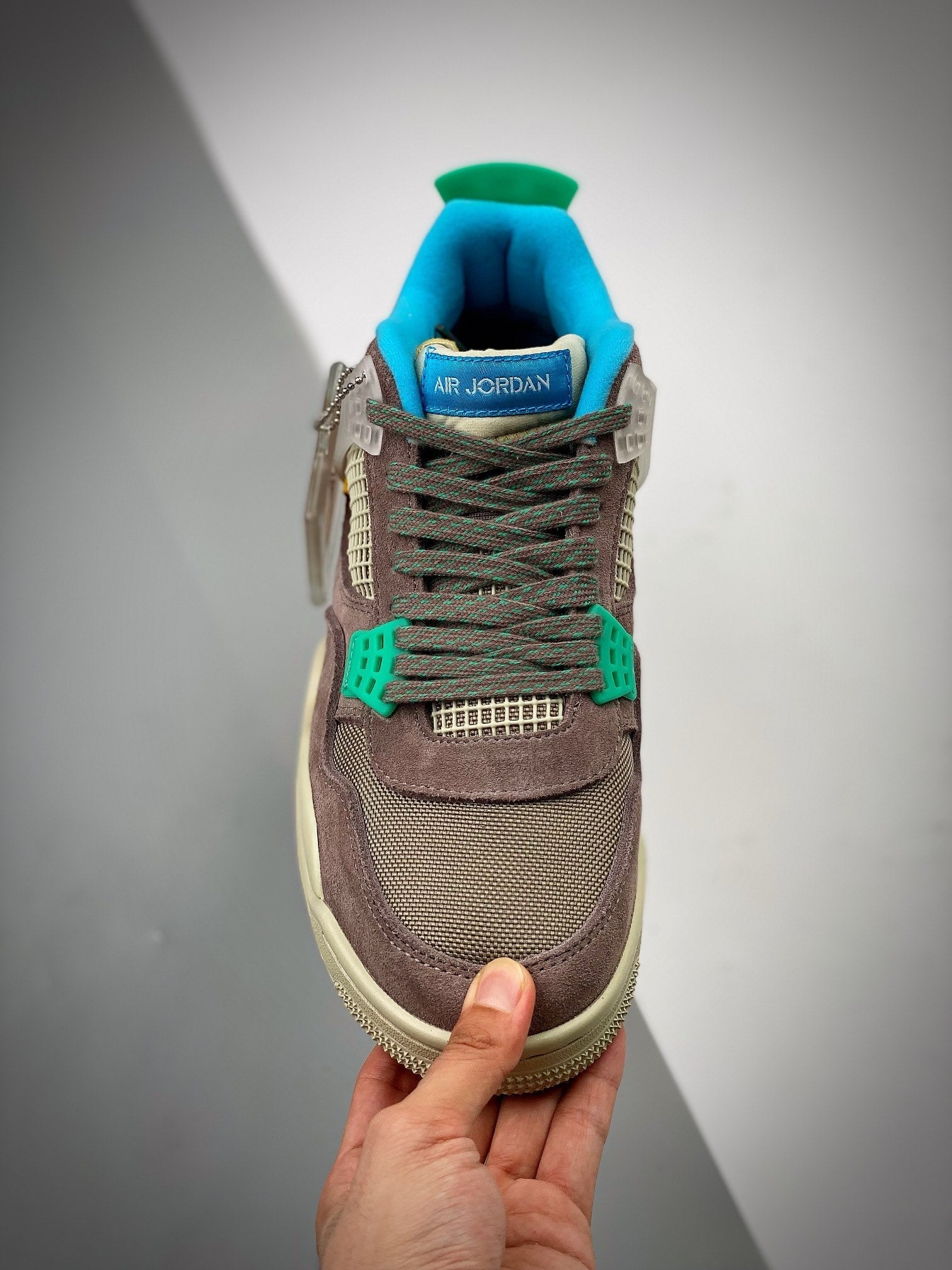 Air Jordan 4 Retro SP 30th Anniversary Union Taupe Haze