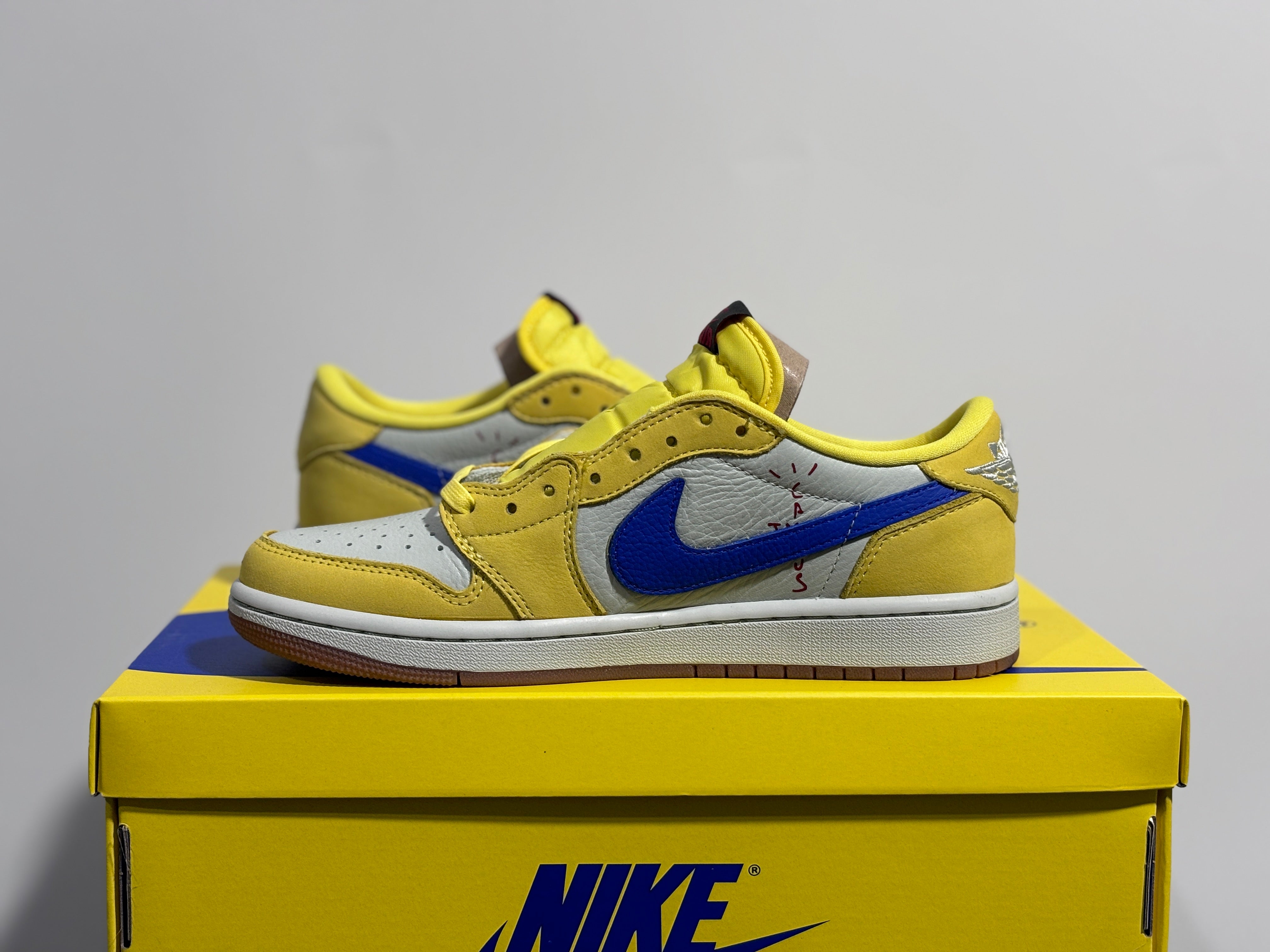 Air Jordan 1 Low OG SP x Travis scott Elkins Canary