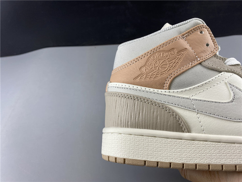 Air Jordan 1 - Mid String Shimmer/Milan