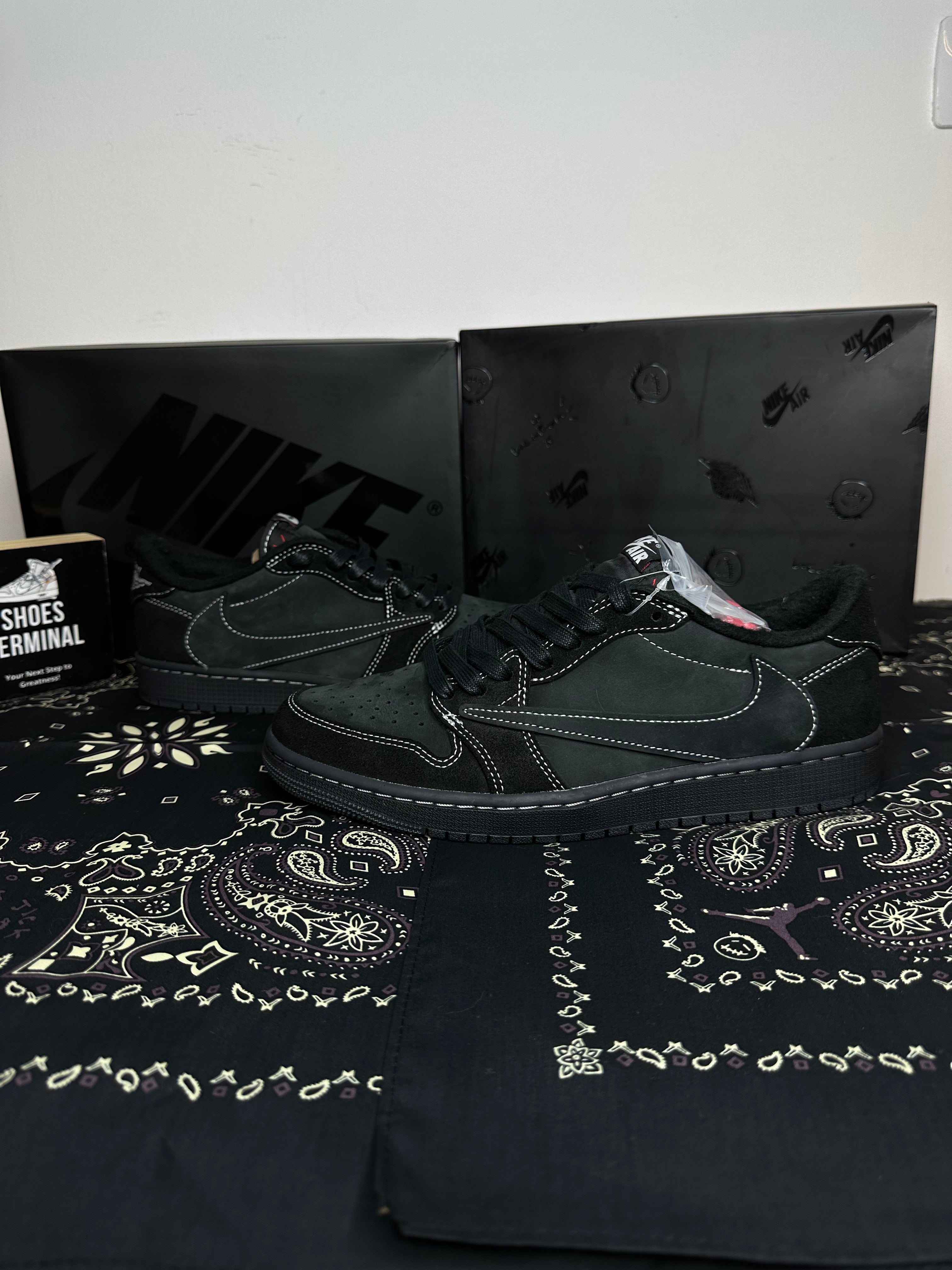 Air Jordan 1 Retro Low OG SP Travis Scott Black Phantom