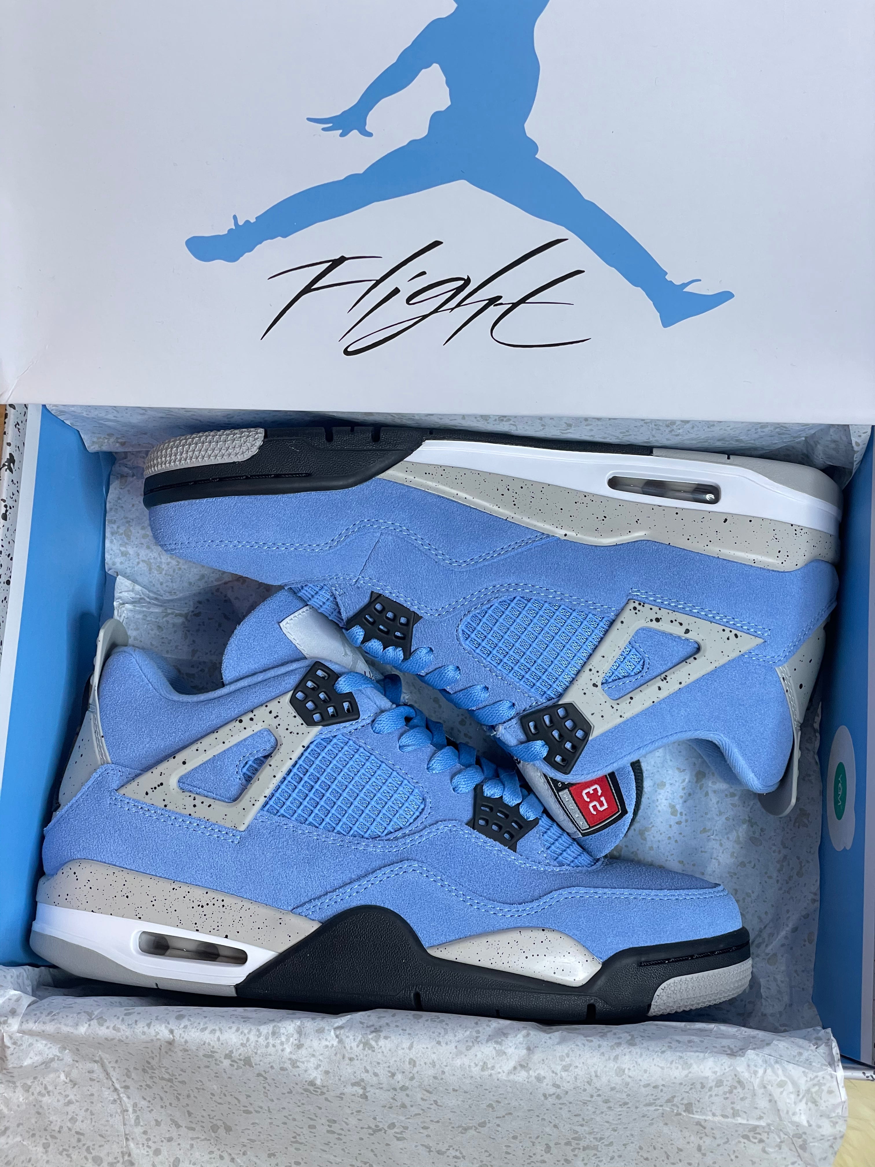 Air Jordan 4 Retro University Blue