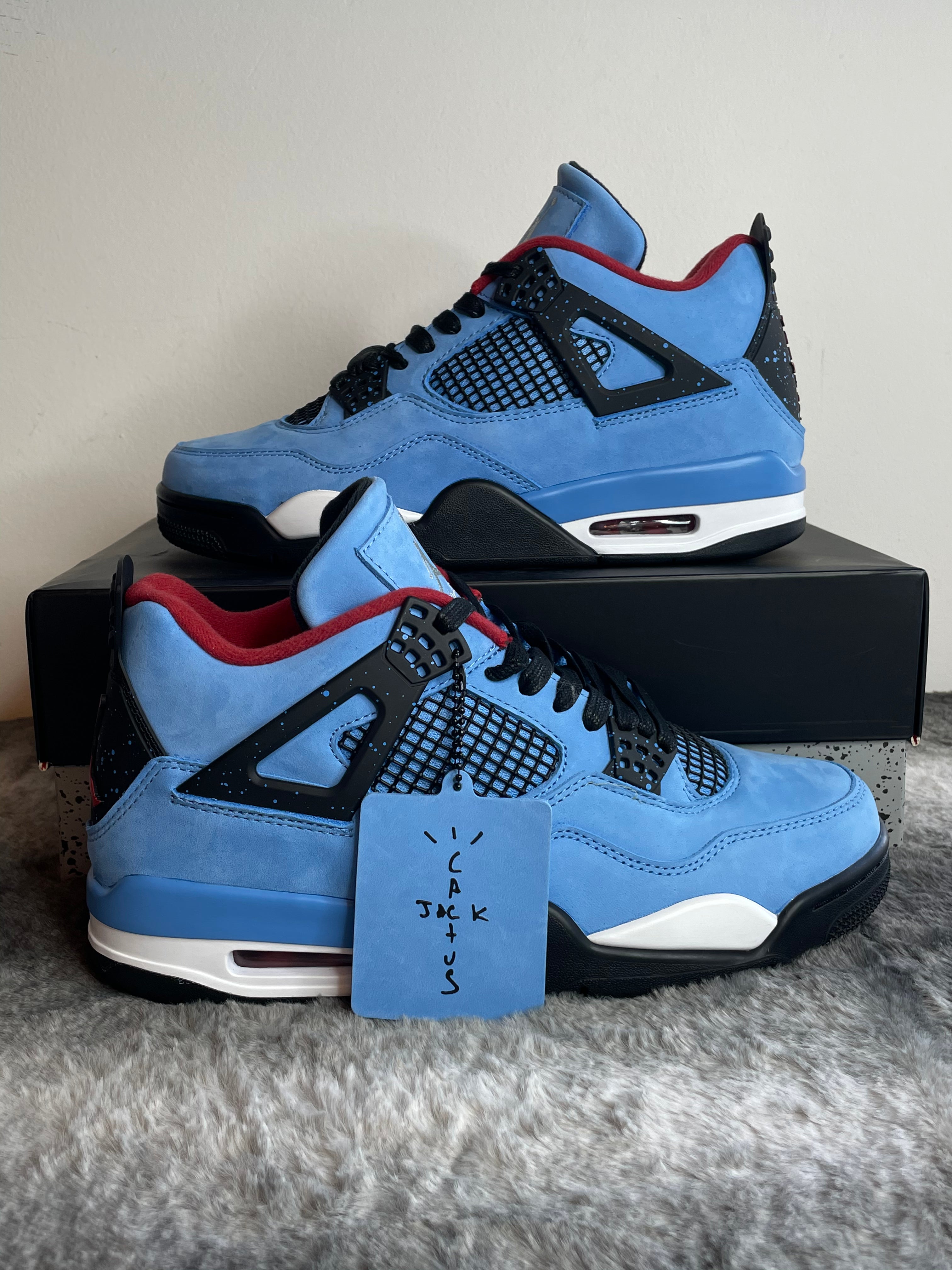 Air Jordan 4 Retro Travis Scott Cactus Jack