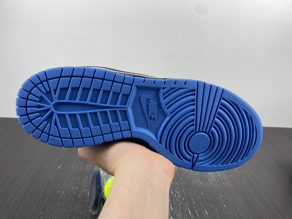 Nike Dunk SB Low Blue Lobster