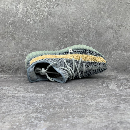 Yeezy Boost 350 V2 Ash Blue
