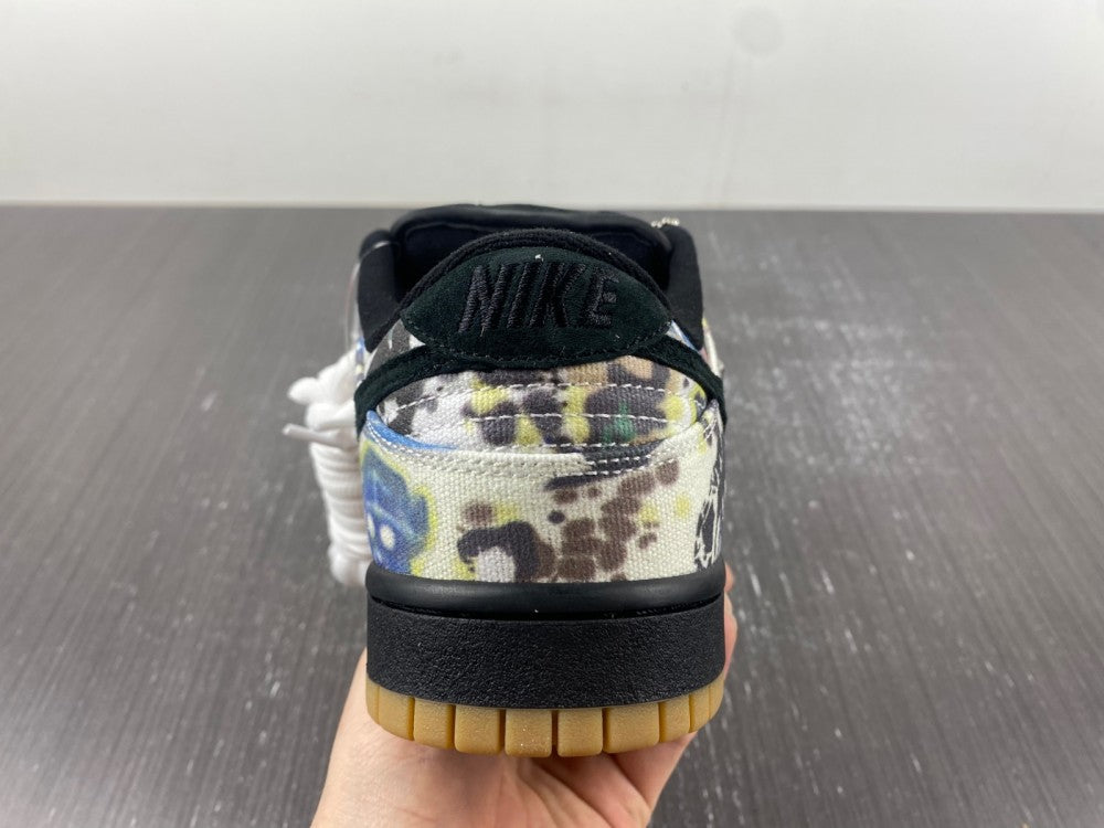 Nike SB Dunk Low Supreme Rammellzee