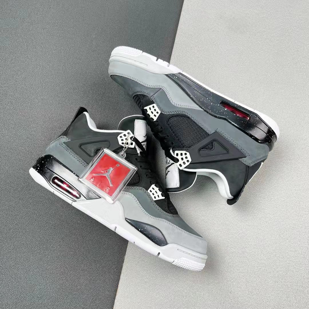 Air Jordan - 4 Retro Fear Pack