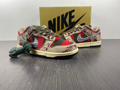 Nike SB Dunk Low Freddy Krueger