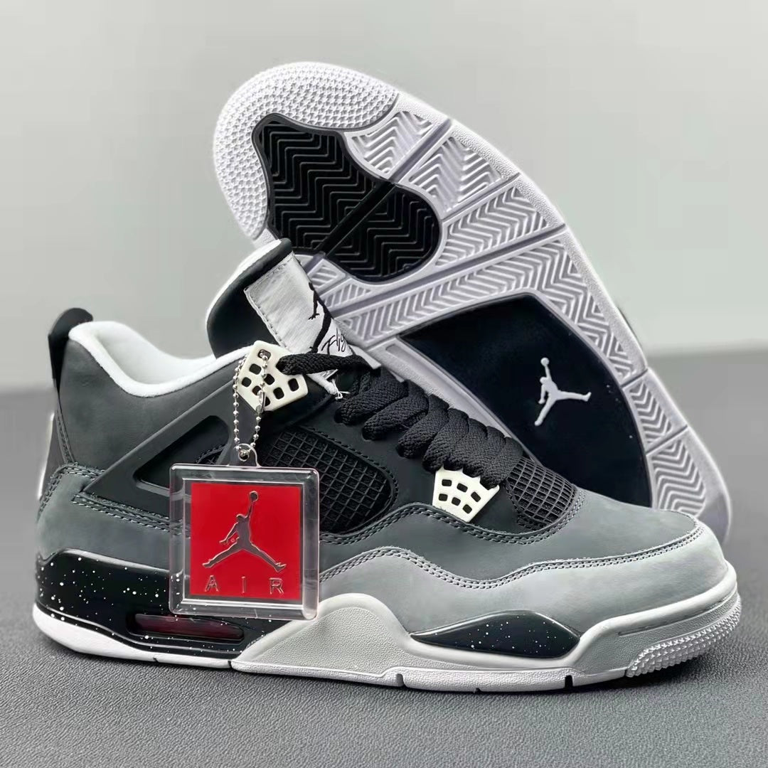 Air Jordan - 4 Retro Fear Pack