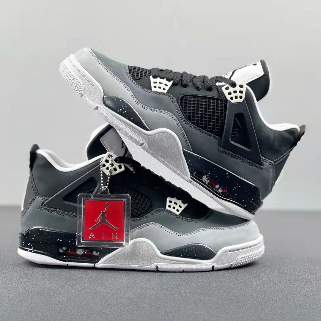 Air Jordan - 4 Retro Fear Pack