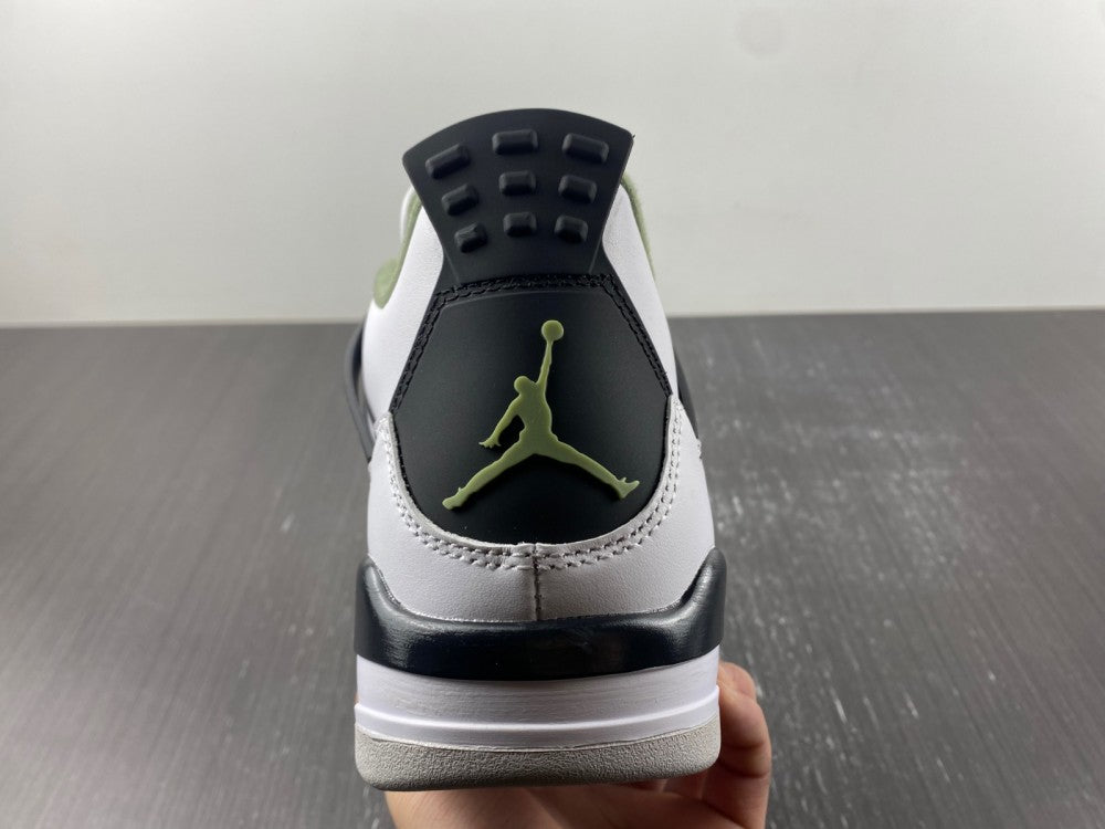 Air Jordan 4 Retro Seafoam