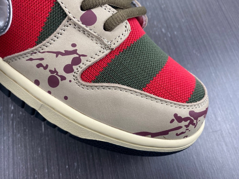 Nike SB Dunk Low Freddy Krueger