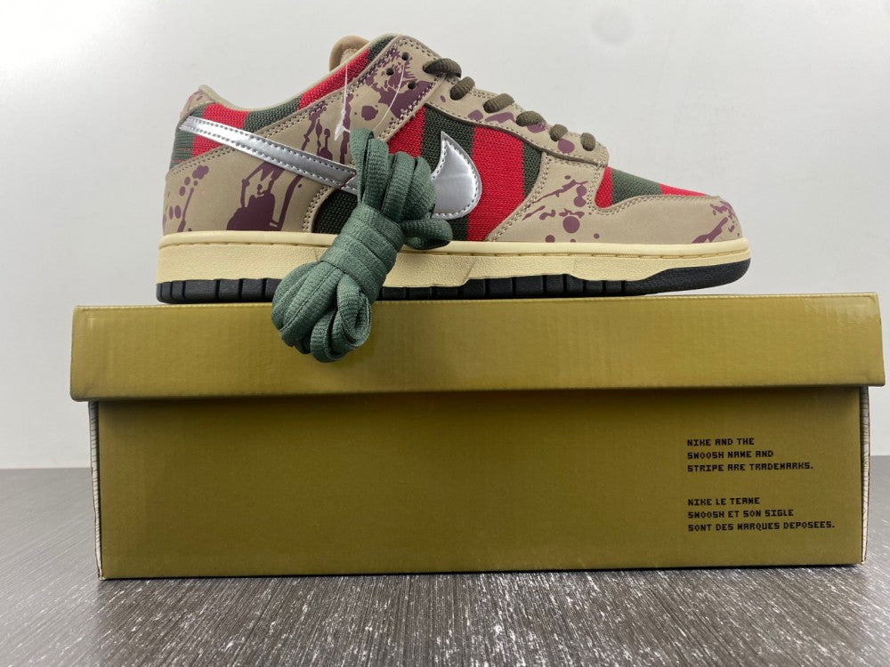 Nike SB Dunk Low Freddy Krueger