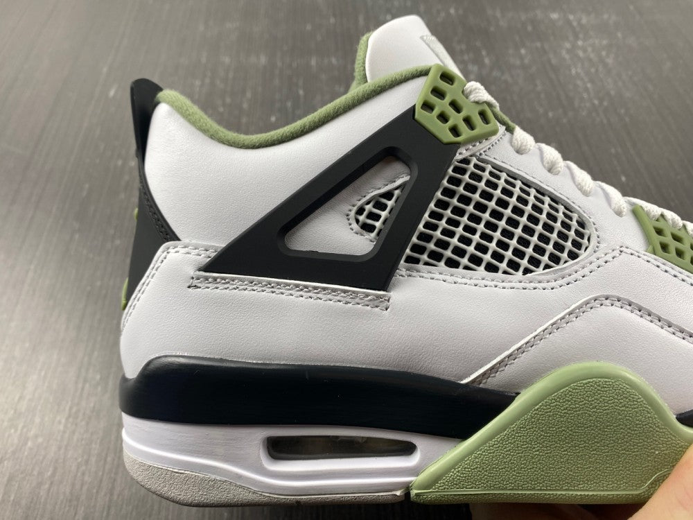 Air Jordan 4 Retro Seafoam