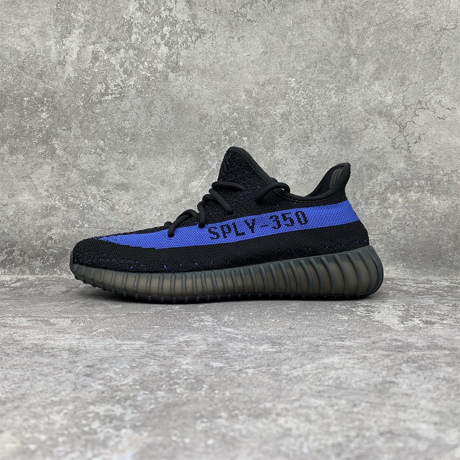 Adidas Yeezy Boost 350 V2 Dazzling Blue