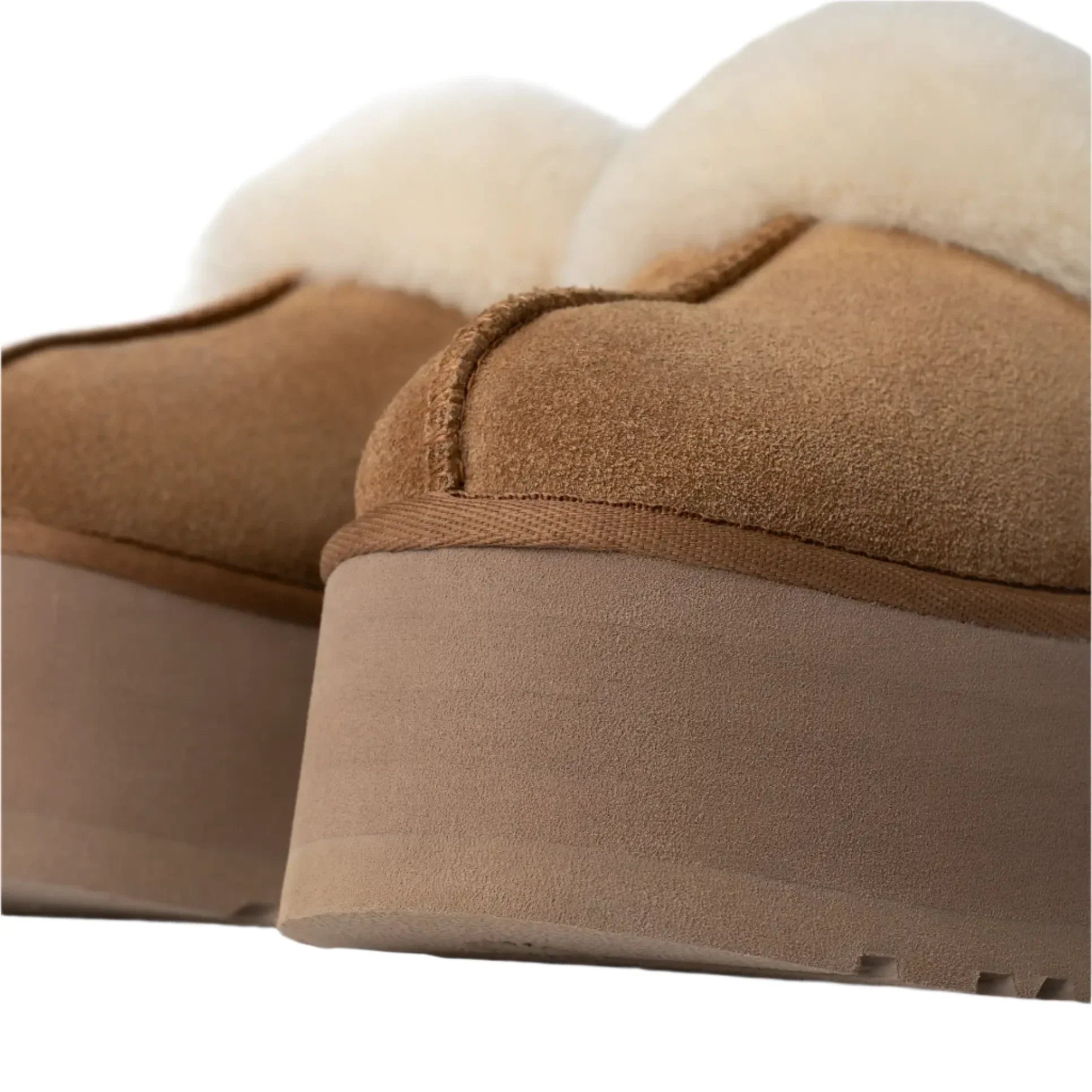 WOMEN'S UGG FUNKETTE | CHESTNUT