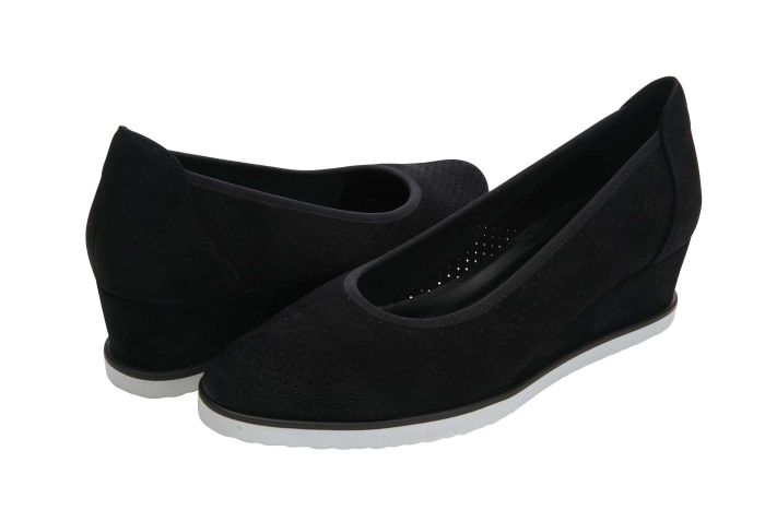 WOMEN'S VANELI DALIAN | BLACK PERF SUEDE