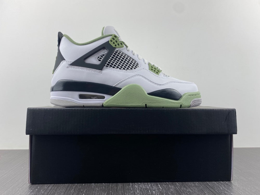 Air Jordan 4 Retro Seafoam