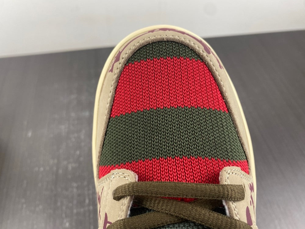 Nike SB Dunk Low Freddy Krueger