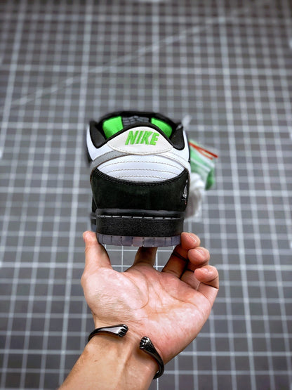 Nike SB Dunk Low Staple  Pigeon (Special Box)