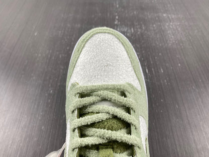 Nike Dunk Low Fleece Pack Honeydew