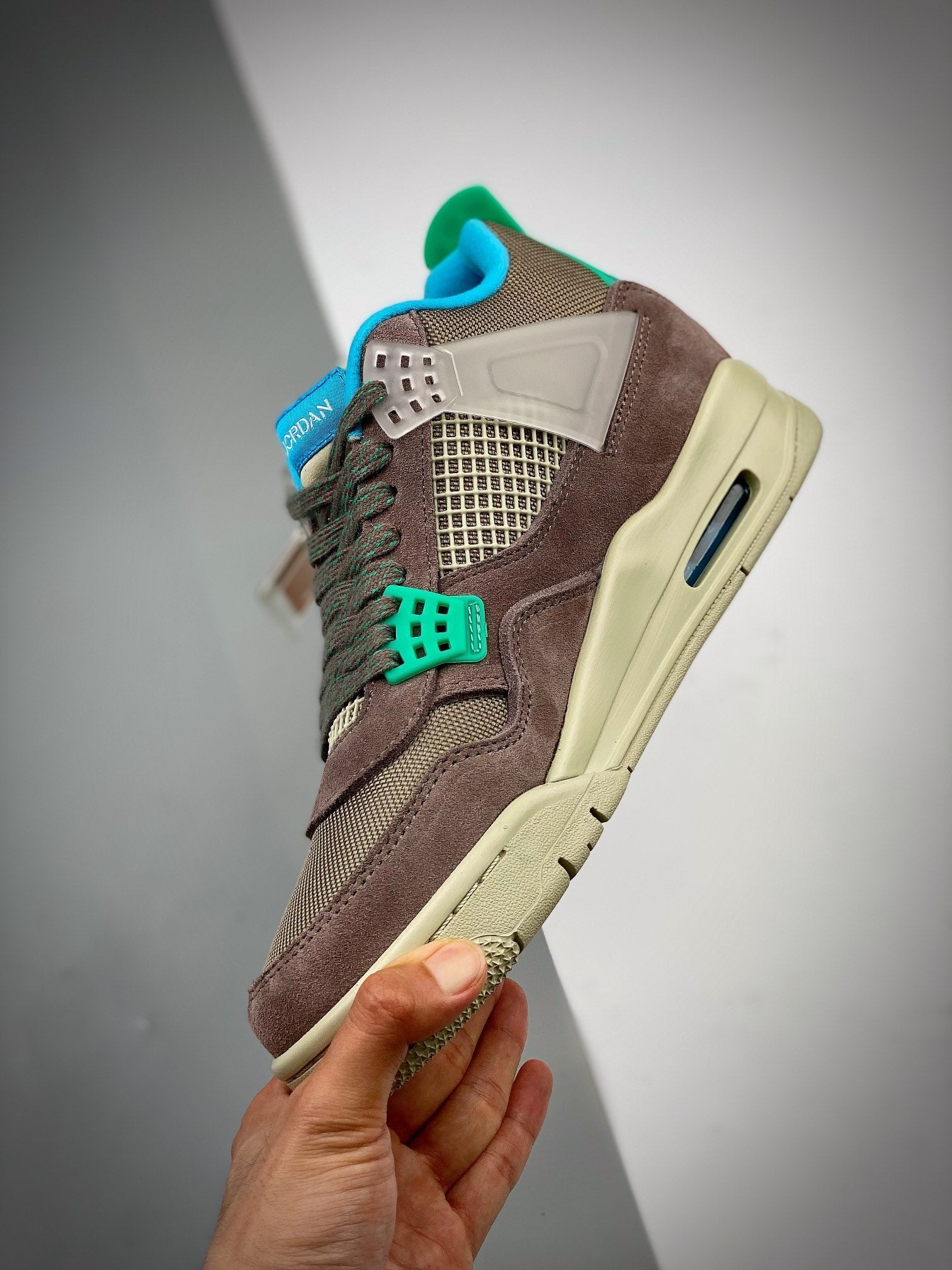 Air Jordan 4 Retro SP 30th Anniversary Union Taupe Haze