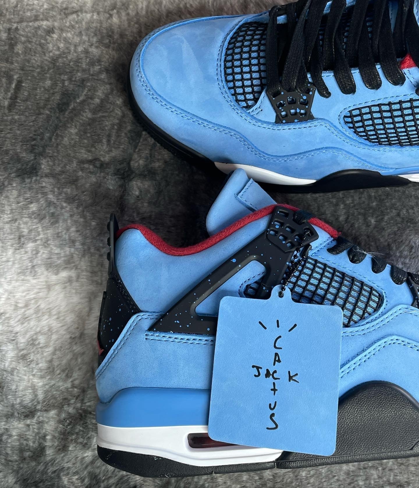 Air Jordan 4 Retro Travis Scott Cactus Jack