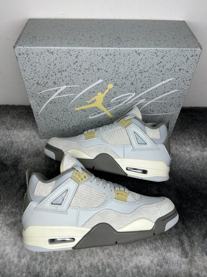 Air Jordan 4 Retro SE Craft Photon Dust