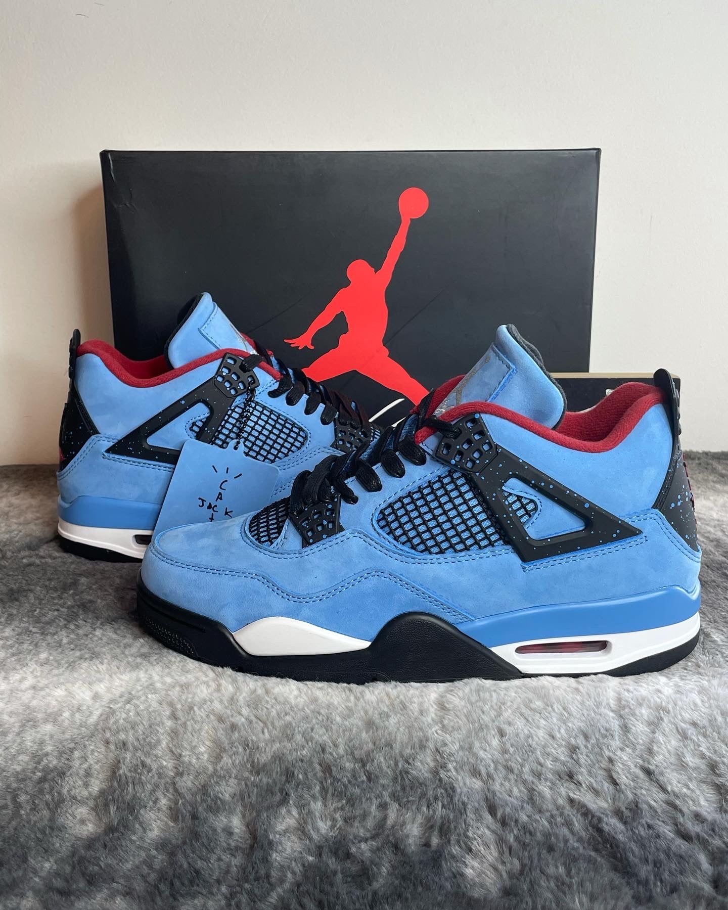 Air Jordan 4 Retro Travis Scott Cactus Jack