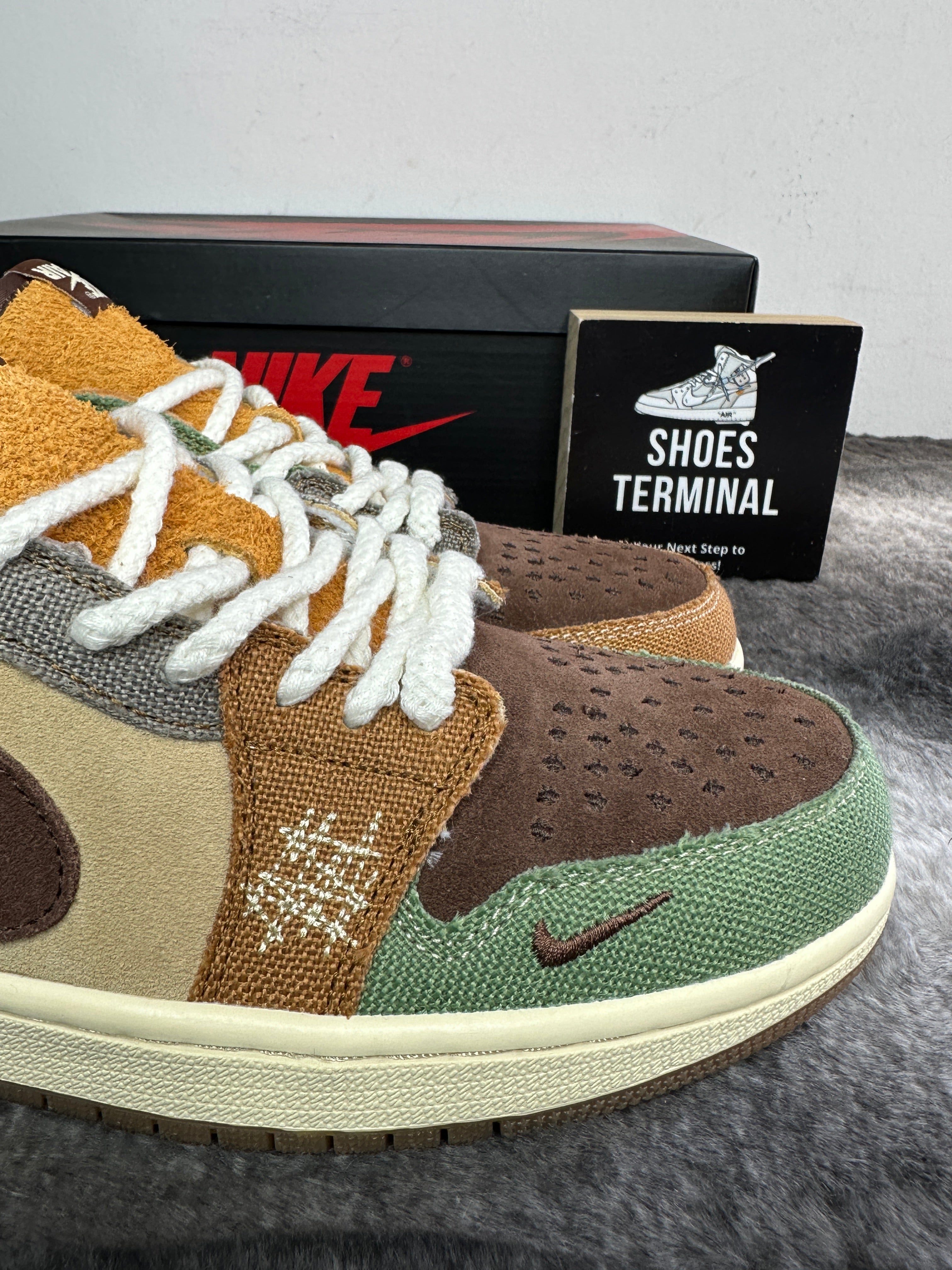 Air Jordan 1 Retro Low OG Zion Williamson Voodoo